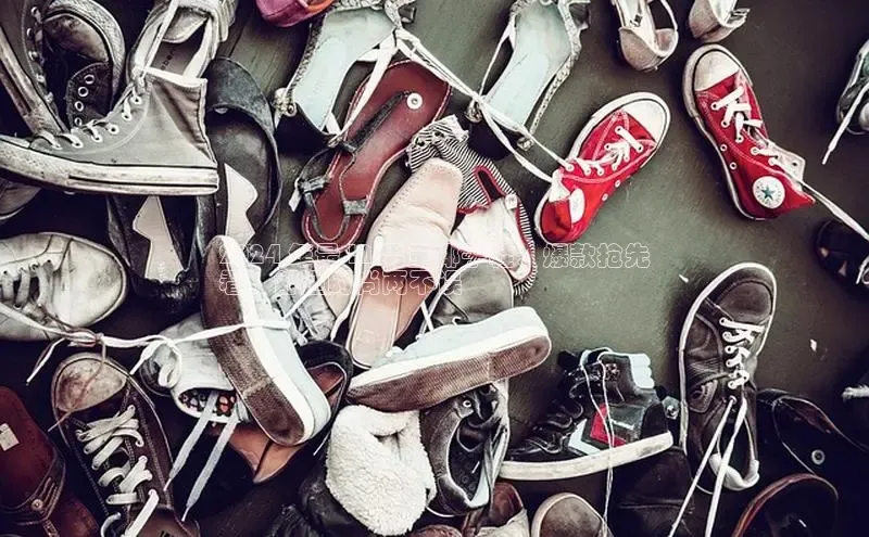 米兰体育全站百度人工翻译2024 年最 IN 男童椰子鞋：爆款抢先
看，舒适时尚两不误