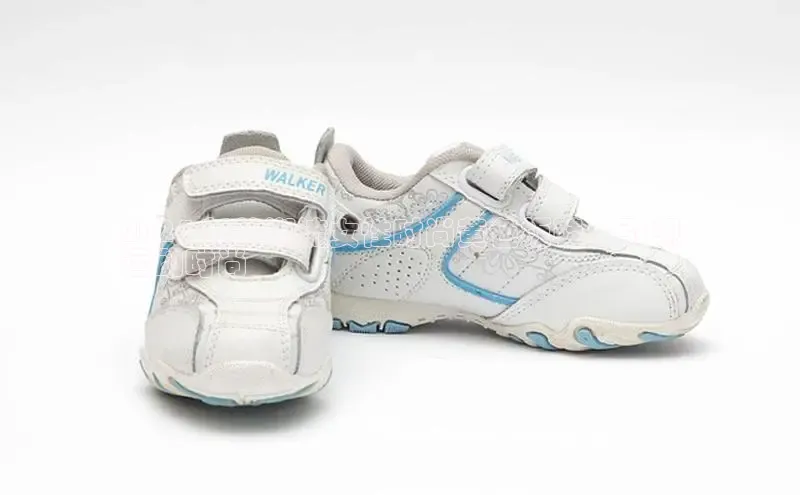 米兰体育下载地址百度网盘企业版2024 新款潮流女性时尚黄色板鞋，引领
运动时尚